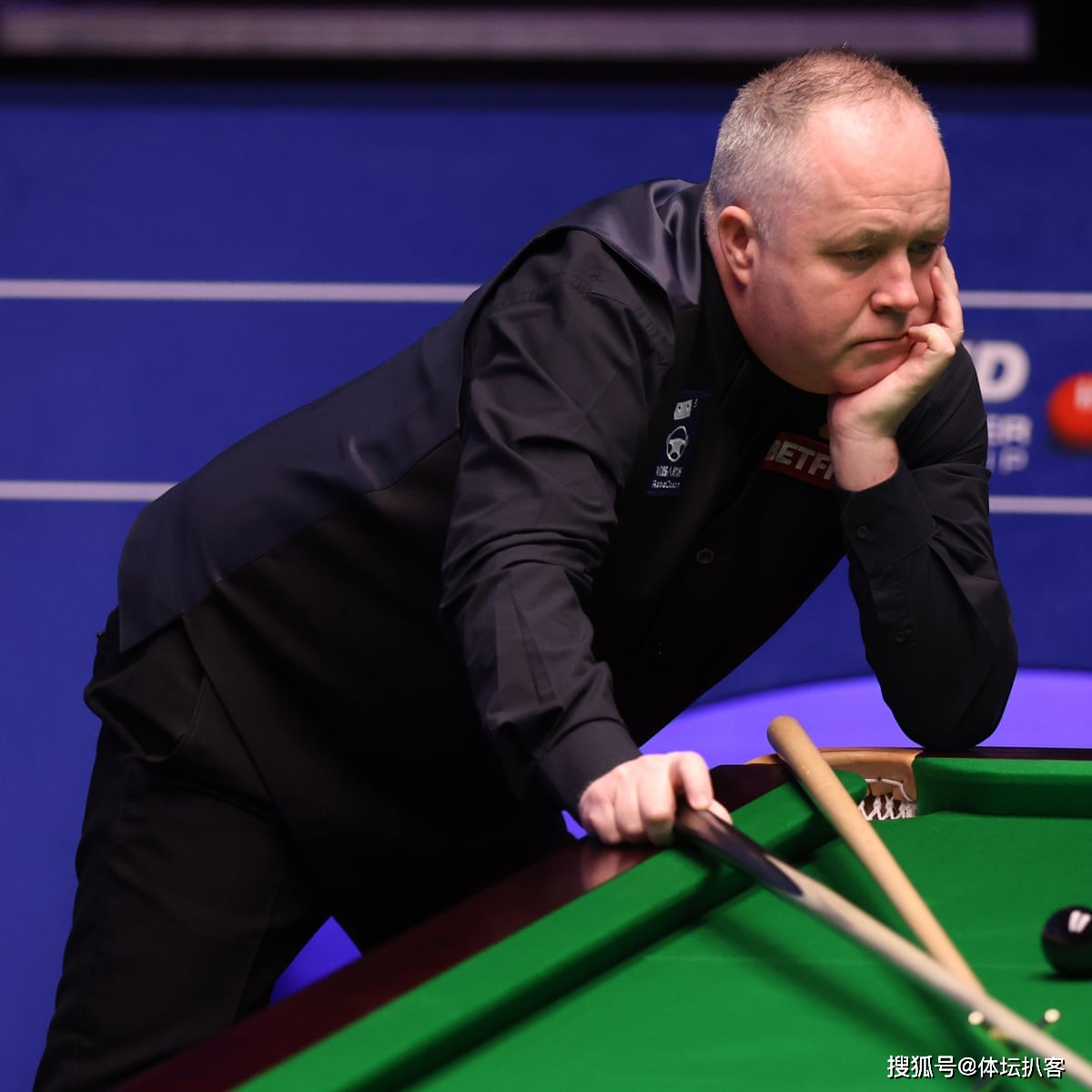 武磊无疑更 武磊无疑更